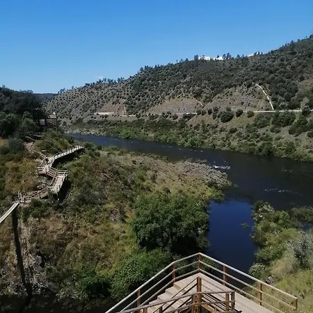 Agroturismo Rurais - Casas Do Lagar Rosmaninhal (Santarem)
