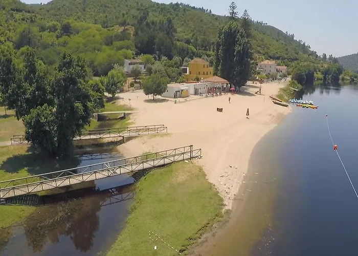 Alojamento de Turismo Rural Rurais - Casas Do Lagar Rosmaninhal (Santarem)